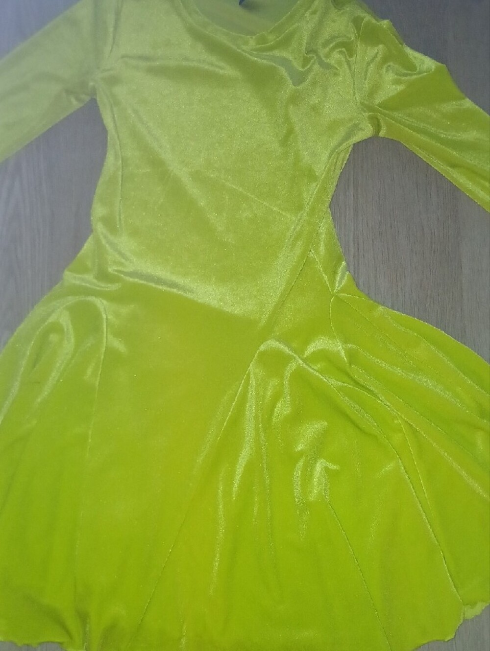 Hourglass Lime Dress - Picture 5 of 5
